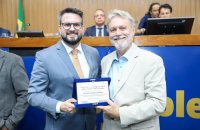 Mantoan presta homenagem aos auditores fiscais durante solenidade, na Aleto