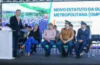 Responsável pela criação da Guarda Metropolitana há mais de 30 anos, prefeito Eduardo Siqueira Campos sanciona lei histórica de valorização da categor